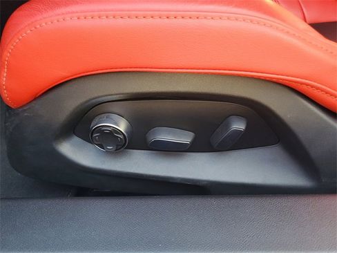 Used 2021 Chevrolet Corvette Stingray Preferred Conv w/ 2LT image 14