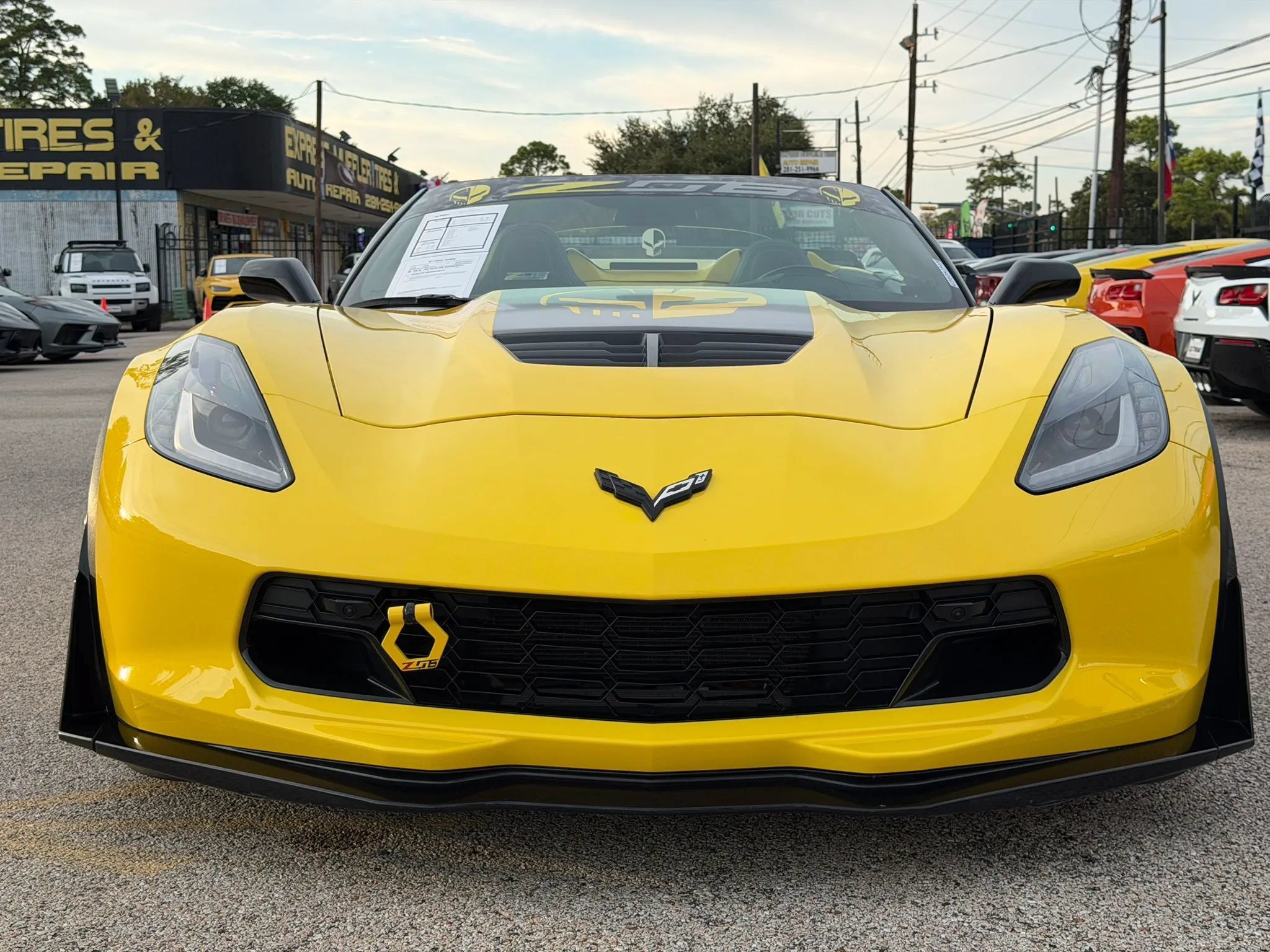 Used 2016 Chevrolet Corvette Z06 w/ 3LZ Preferred Equipment Group RWD image 4