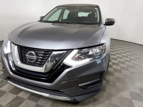 Used 2020 Nissan Rogue S AWD/4WD image 12