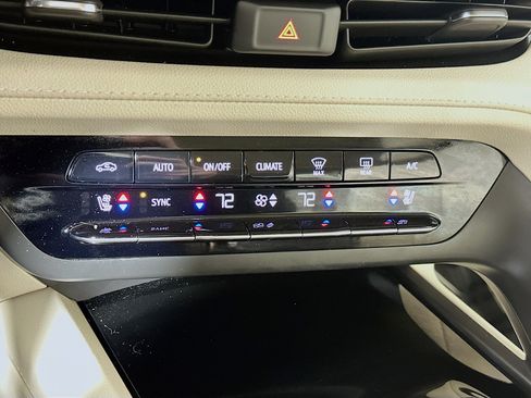 Used 2023 Buick Envision Avenir AWD/4WD image 14