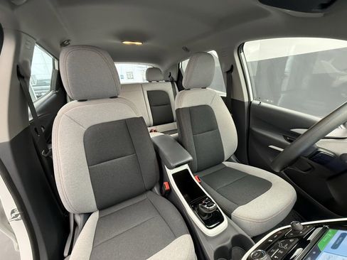 Used 2018 Chevrolet Bolt LT image 52