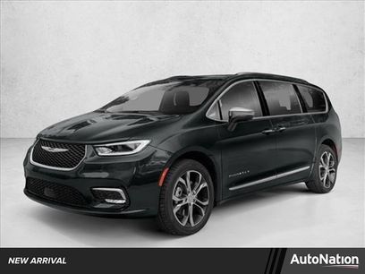 Used 2021 Chrysler Pacifica Pinnacle