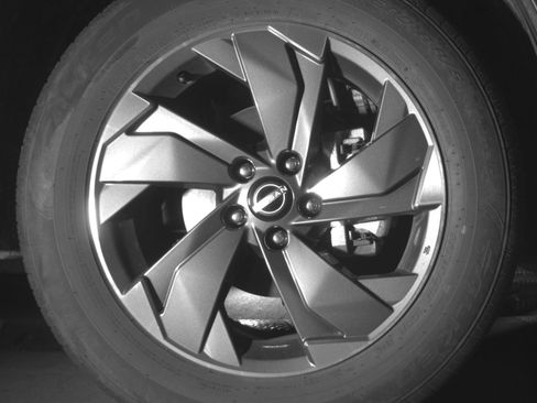 Used 2025 Nissan Rogue SV image 13