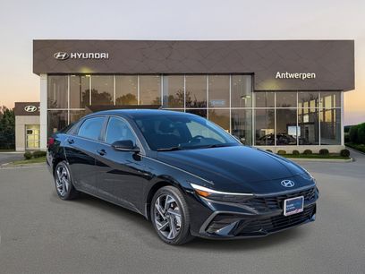 Used 2025 Hyundai Elantra SEL