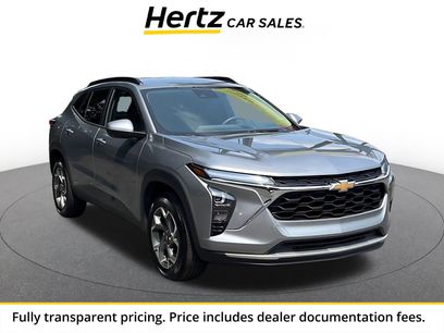 Used 2025 Chevrolet Trax LT