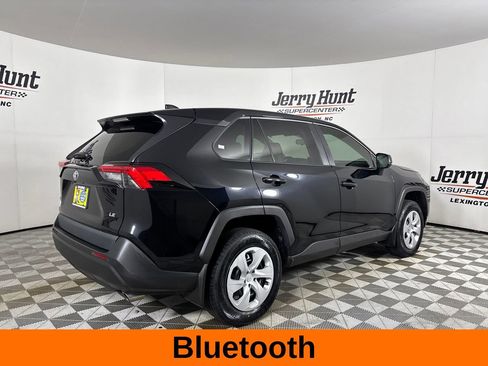 Used 2024 Toyota RAV4 LE FWD image 6