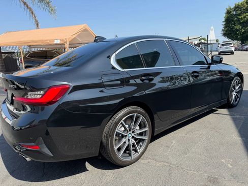 Used 2020 BMW 330i Sedan w/ Convenience Package RWD image 25