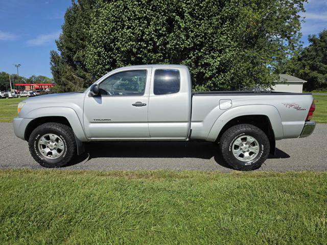 Used 2008 Toyota Tacoma PreRunner RWD image 1