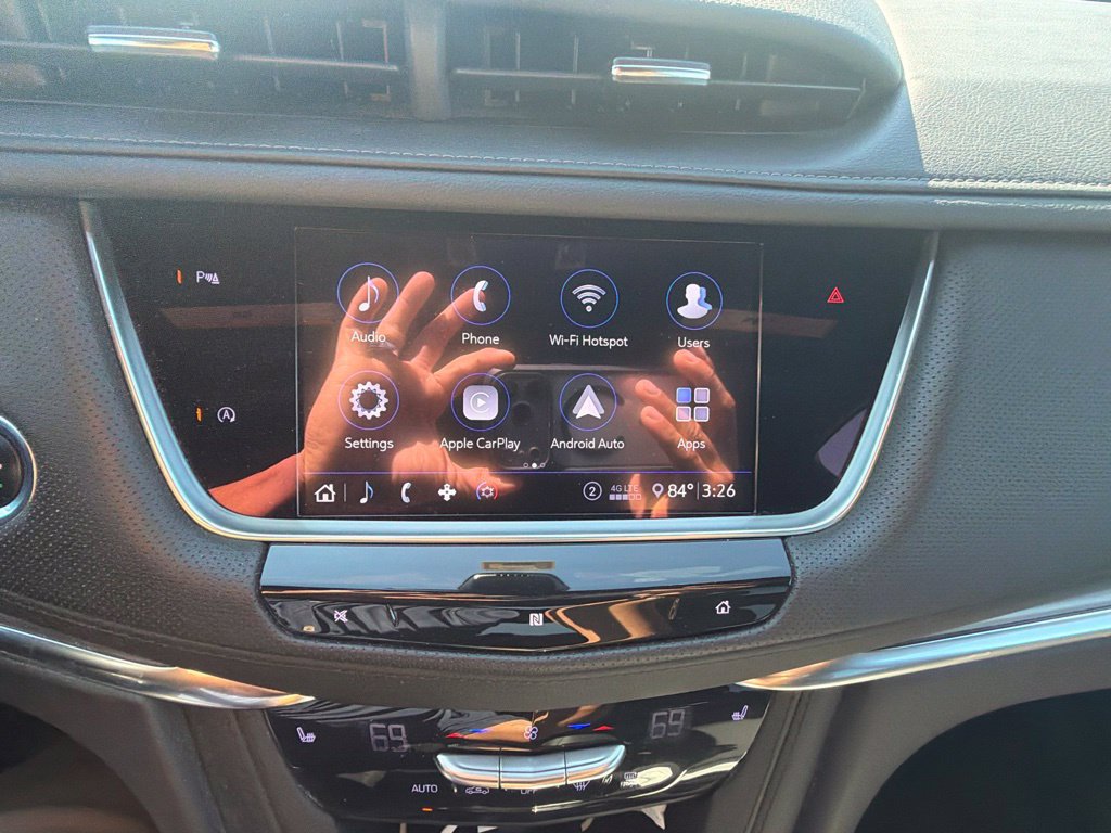Used 2020 Cadillac XT5 Luxury w/ LPO, Premium Carpet Package FWD image 10