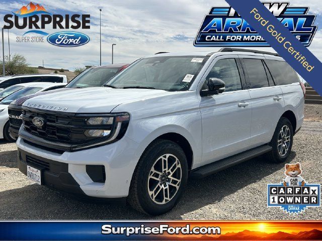 Used 2025 Ford Expedition Active AWD/4WD image 1