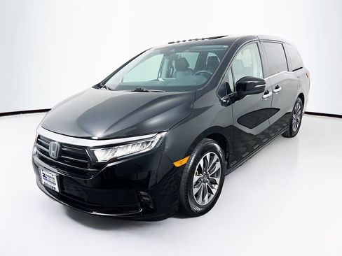 Used 2023 Honda Odyssey EX-L image 3