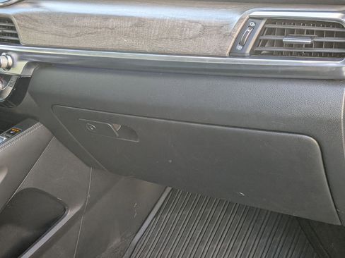 Used 2020 Kia Telluride SX w/ SX Prestige Package image 19