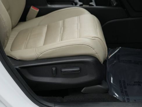 Used 2020 Honda CR-V EX-L image 33