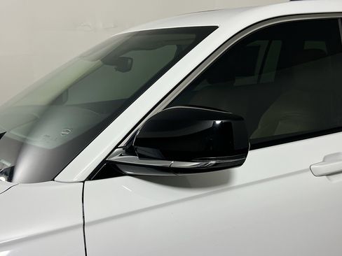 Used 2021 Jeep Grand Cherokee L Limited RWD image 12