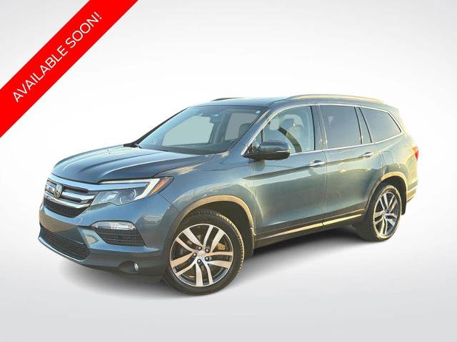 Used 2018 Honda Pilot Touring image 1