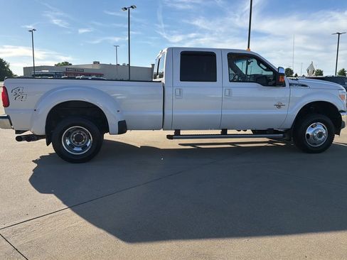 Used 2016 Ford F350 Lariat w/ Lariat Ultimate Package AWD/4WD image 28