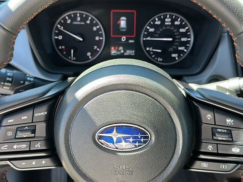 Certified 2025 Subaru Crosstrek 2.5i Limited AWD/4WD image 11