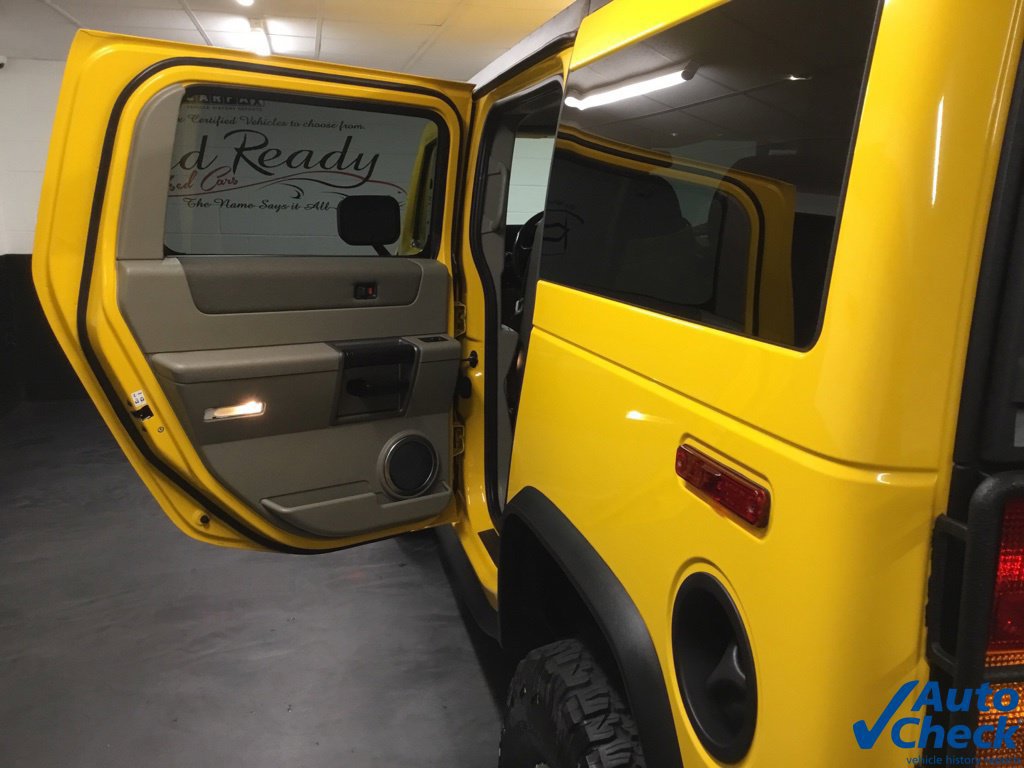 Used 2003 HUMMER H2 w/ Preferred Equipment Group AWD/4WD image 30