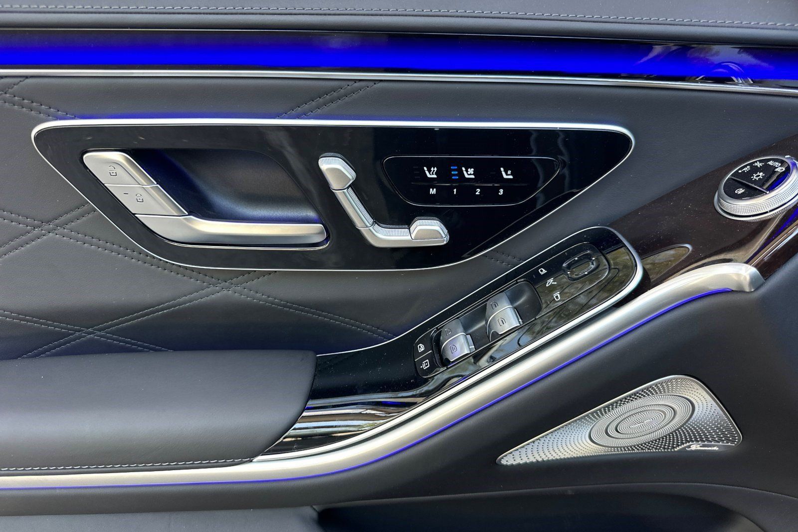 New 2026 Mercedes-Benz Maybach S 680 4MATIC image 12