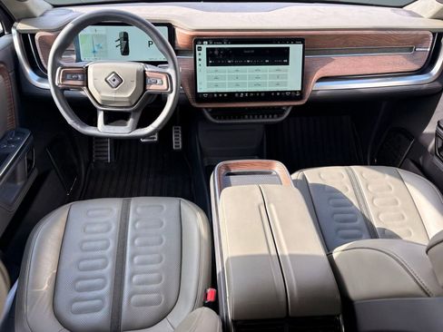 Used 2023 Rivian R1S Adventure image 23