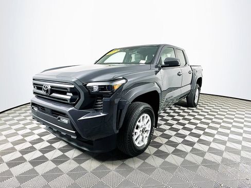 Used 2024 Toyota Tacoma SR5 image 5