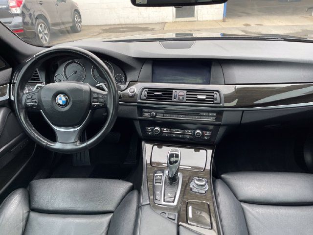 Used 2012 BMW 528i xDrive Sedan AWD/4WD image 12