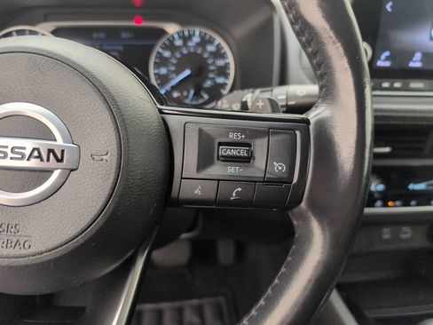 Used 2021 Nissan Rogue S AWD/4WD image 35