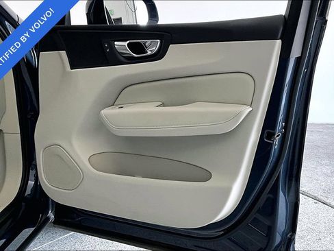 Used 2023 Volvo XC60 B5 Plus w/ Protection Package Premier FWD image 21