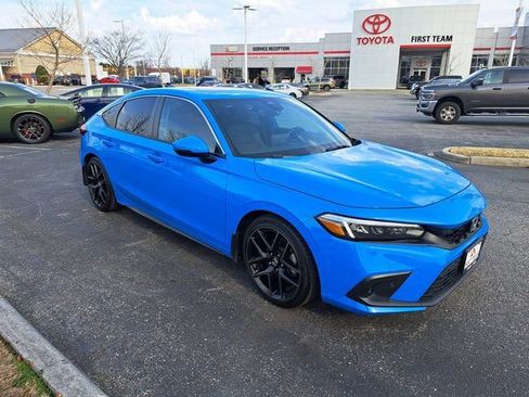 Used 2024 Honda Civic Sport Touring image 5