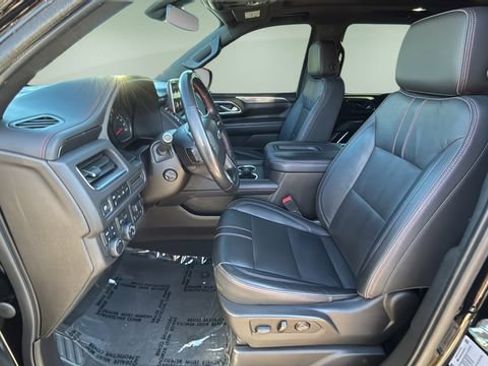 Used 2021 Chevrolet Tahoe RST w/ Luxury Package image 18