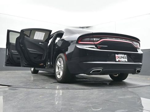 Used 2022 Dodge Charger SXT w/ Cold Weather Package image 72