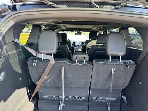 New 2026 Chrysler Pacifica Select FWD image 46