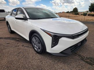 Used 2025 Kia K4 FWD video 1