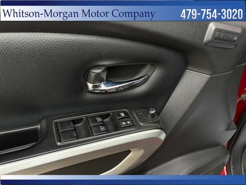 Used 2019 Nissan Titan PRO-4X w/ Pro-4x Convenience Package AWD/4WD image 16
