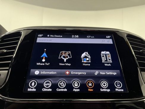 Used 2019 Jeep Grand Cherokee Limited image 31