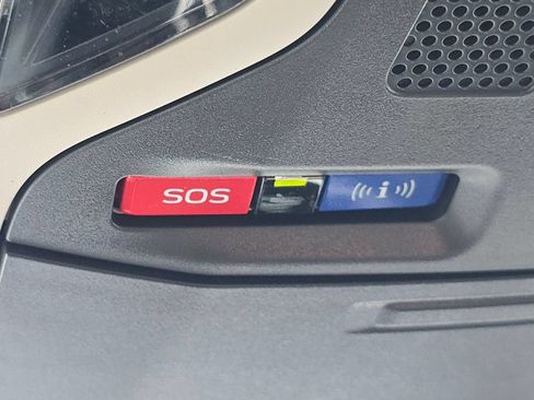 Used 2024 Subaru Legacy Limited AWD/4WD image 7