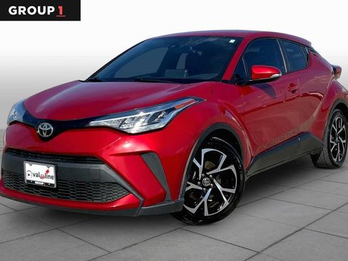Used 2020 Toyota C-HR XLE FWD image 1
