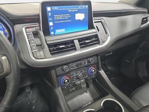 Used 2022 Chevrolet Suburban RST w/ Luxury Package AWD/4WD image 20