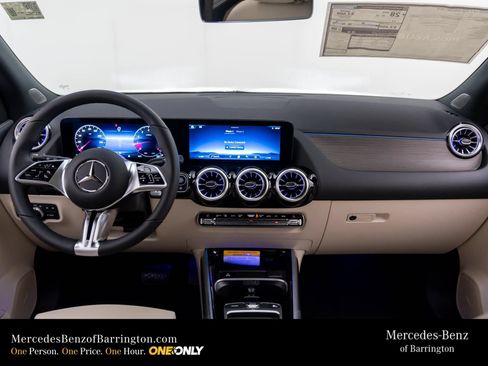 New 2026 Mercedes-Benz GLA 250 4MATIC image 11