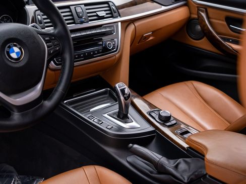 Used 2015 BMW 428i xDrive Convertible AWD/4WD image 13