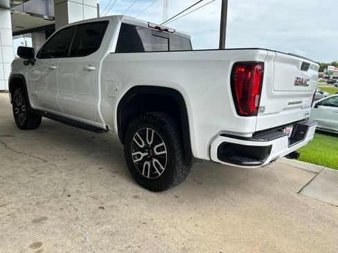 Used 2023 GMC Sierra 1500 AT4 w/ AT4 Premium Package AWD/4WD image 5