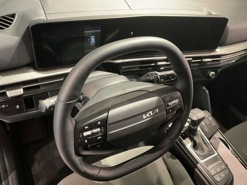 New 2026 Kia Sportage LX w/ LX Convenience Package image 13