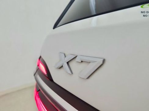 Used 2023 BMW X7 xDrive40i w/ Executive Package AWD/4WD image 18
