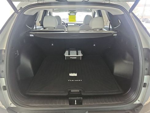 Certified 2025 Hyundai Tucson SEL AWD/4WD image 35