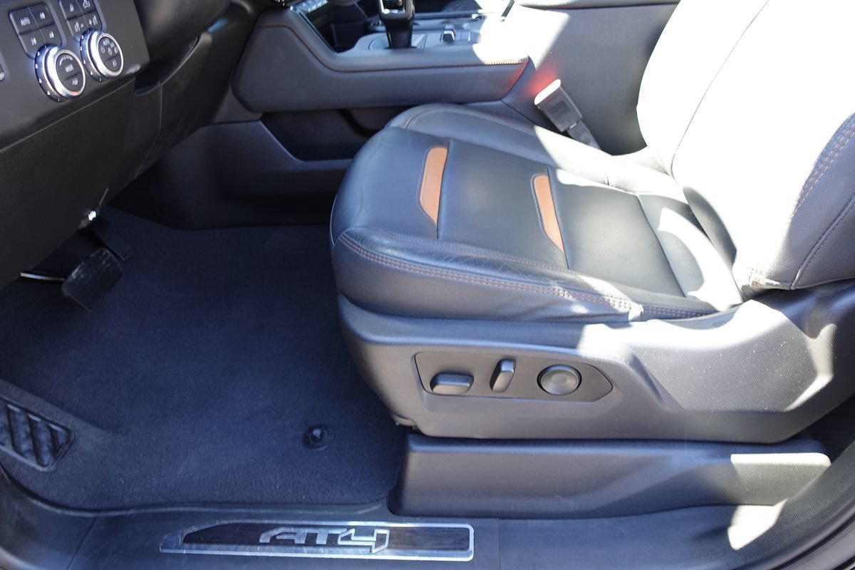 Used 2023 GMC Sierra 1500 AT4 w/ AT4 Preferred Package AWD/4WD image 23