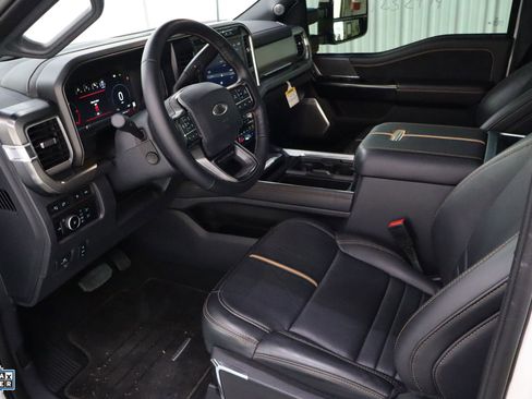 Used 2024 Ford F350 Platinum image 28