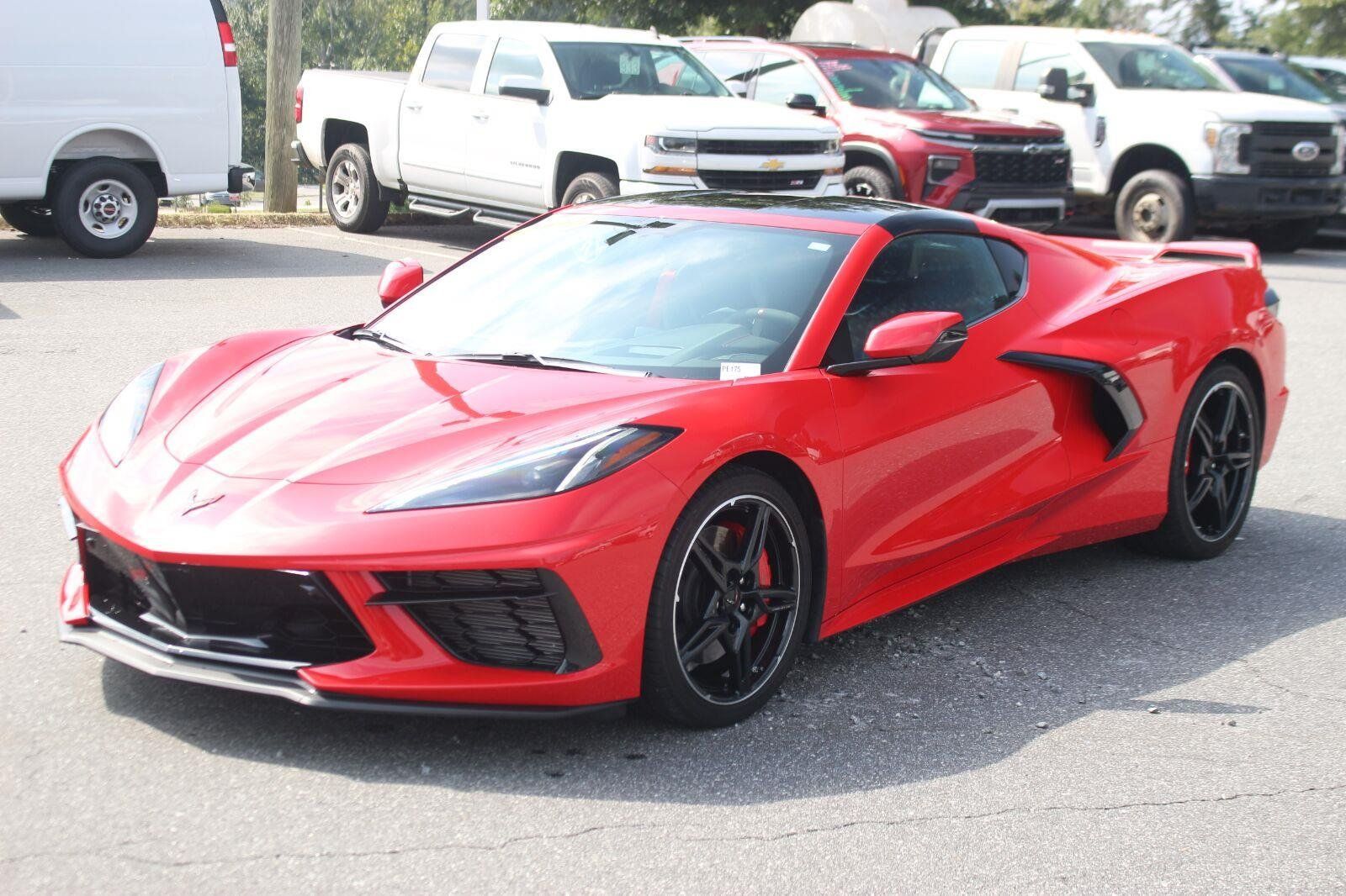 Used 2022 Chevrolet Corvette Stingray Premium Cpe w/ Z51 Performance Package RWD image 50