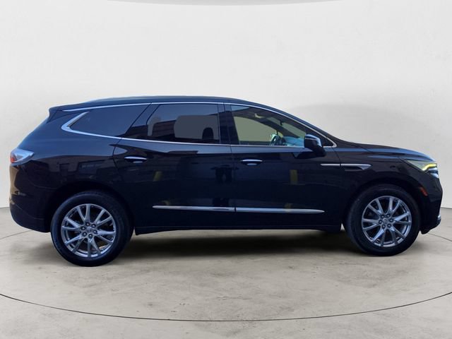 Used 2023 Buick Enclave Premium w/ Experience Buick Package AWD/4WD image 4