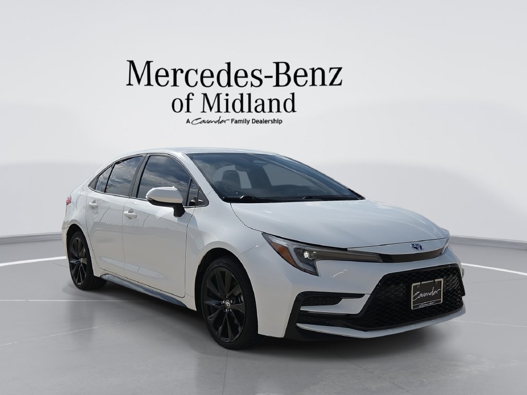 Used 2023 Toyota Corolla SE w/ Carpet Mat Package (TMS) FWD image 1