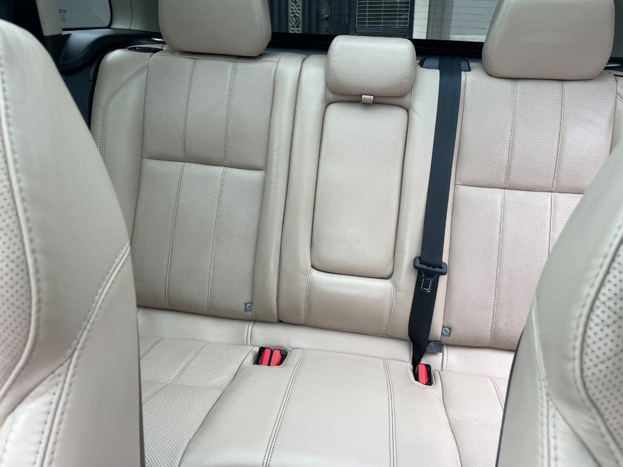 Used 2015 Land Rover Range Rover Evoque Prestige AWD/4WD image 21